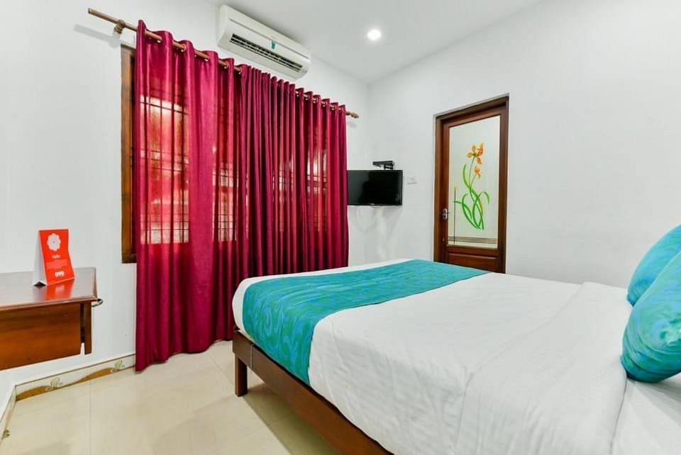 Malabar Plaza Inn Kochi Esterno foto