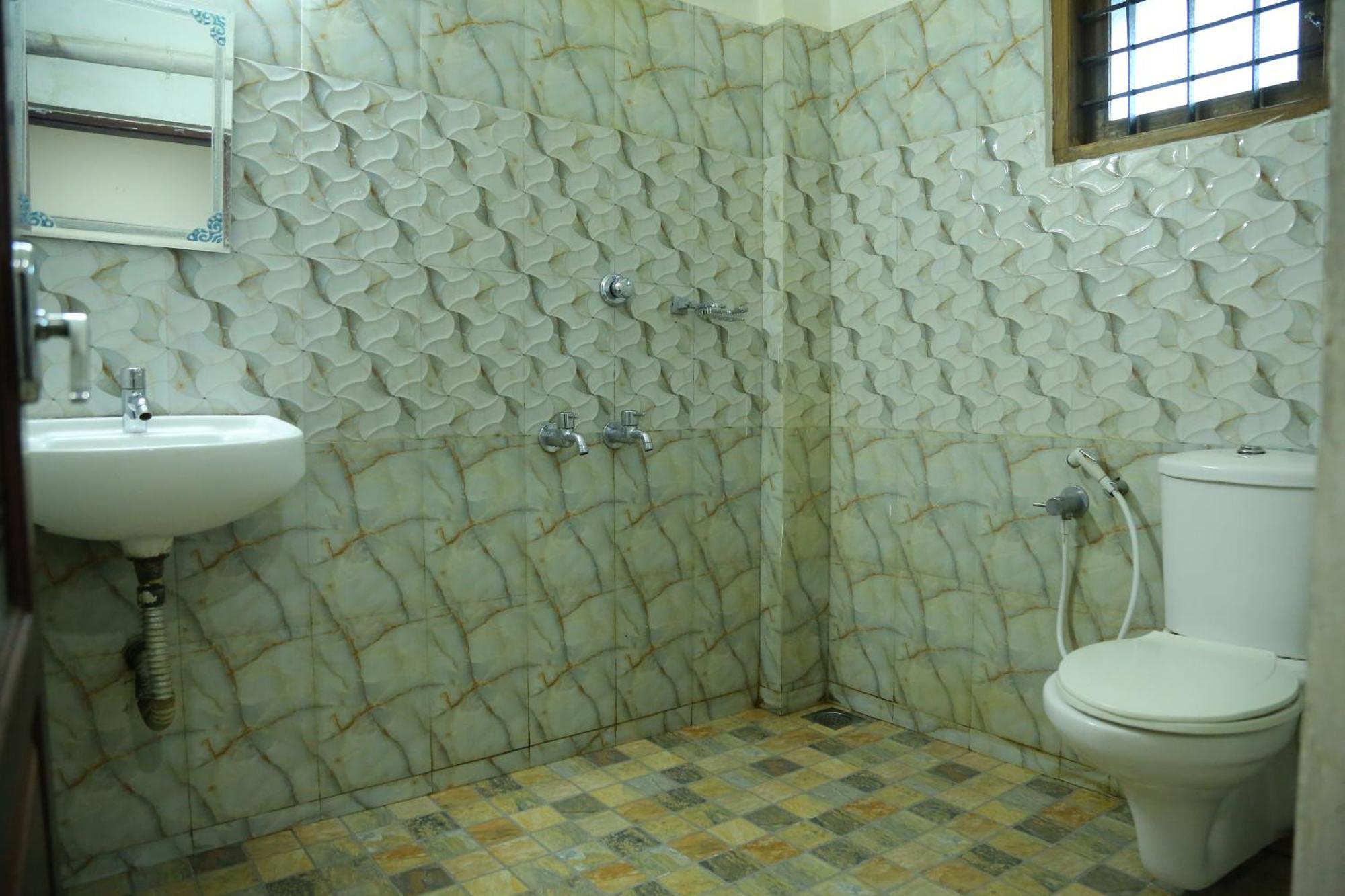 Malabar Plaza Inn Kochi Esterno foto